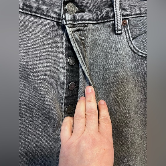 Levi’s 501 Men’s Button Fly Jeans Size 36 x 29 - Picture 5 of 13